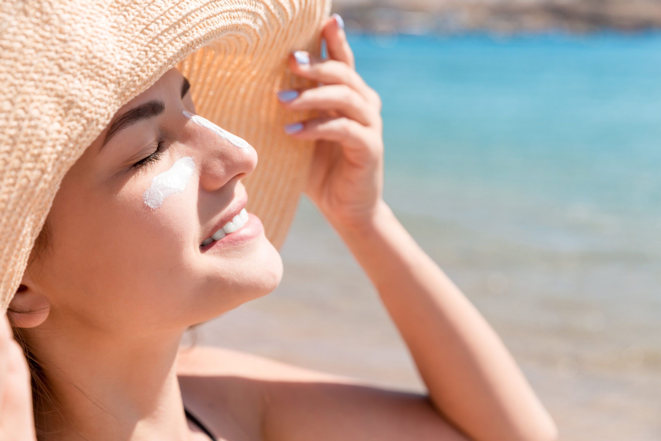 Rinoplastia sin cirugía en Barcelona | Rinomodelación con ácido hialurónico - A2Clinic